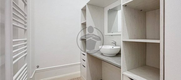 Dúplex de 4 dormitorios en Saint-Quentin, France No. 247992 8