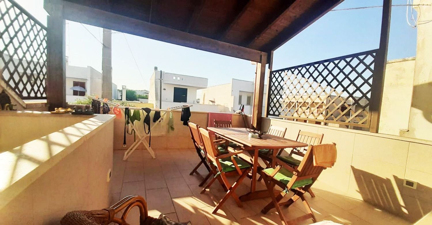 Квартира с 5 спальнями в Melendugno, Италия № 339400