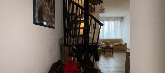 3 rooms Apartment in Forlì, Italy No. 190930 10