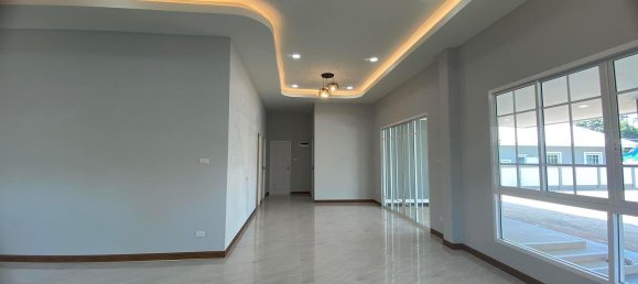 3 bedrooms Cafe / restaurant in Pattaya, Thailand No. 5036 11