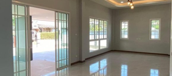 3 bedrooms Cafe / restaurant in Pattaya, Thailand No. 5036 2