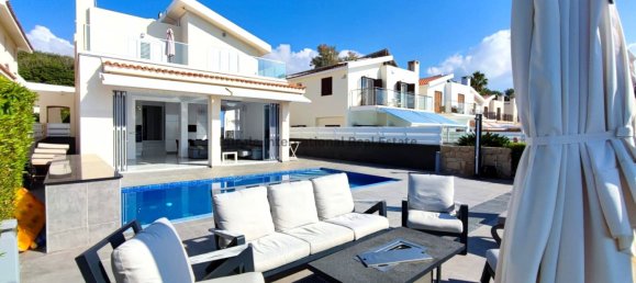 5 chambres Villa à Coral Bay, Cyprus No. 1012 13