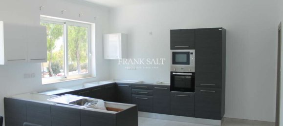 Maisonette de 3 dormitorios en San Gwann, Malta No. 8858 3