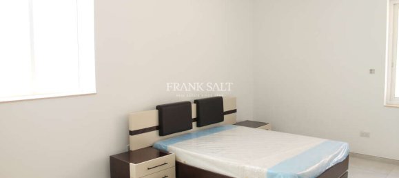 Maisonette de 3 dormitorios en San Gwann, Malta No. 8858 9