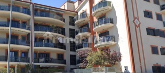 4 rooms Apartment in Rome, Italy No. 41206 4