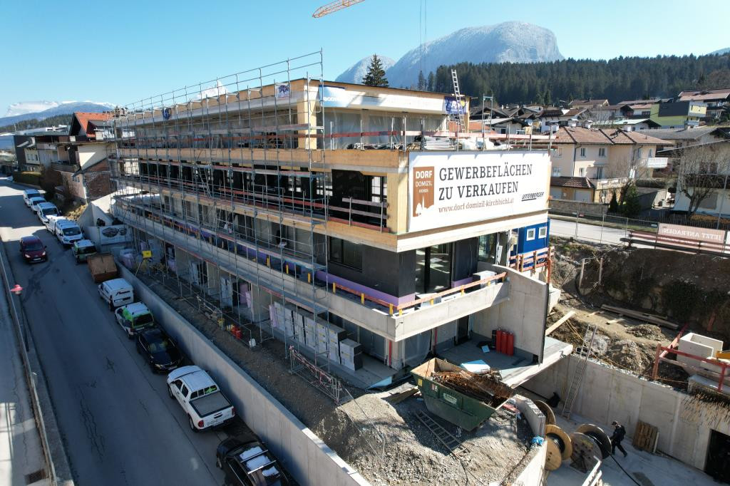 175m² Commercial property in Kirchbichl, Austria No. 212514