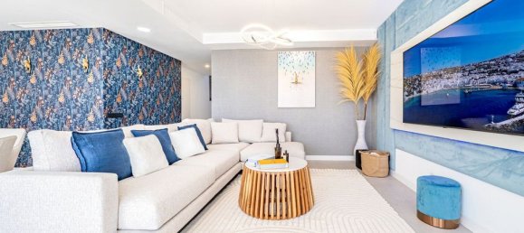 3 bedrooms Penthouse in Marbella, Spain No. 186056 6