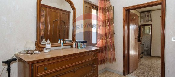 3 Schlafzimmer Haus in Bronte, Italy, Nr. 311984 13