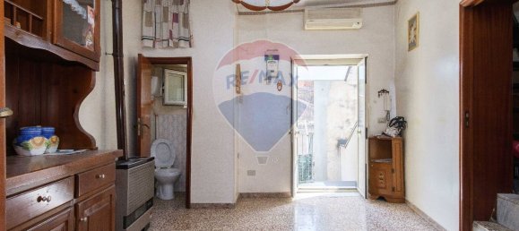 3 Schlafzimmer Haus in Bronte, Italy, Nr. 311984 10