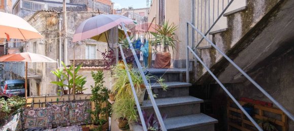 3 Schlafzimmer Haus in Bronte, Italy, Nr. 311984 4