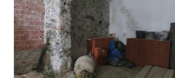 237m² Warehouse in Campomorone, Italy No. 36624 30