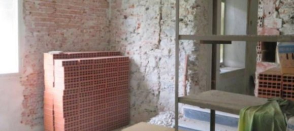 237m² Warehouse in Campomorone, Italy No. 36624 22