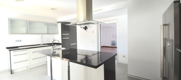 2 bedrooms Villa in La Nucia, Spain No. 4336 3