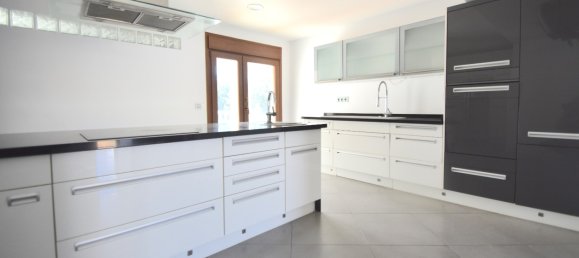 2 bedrooms Villa in La Nucia, Spain No. 4336 9