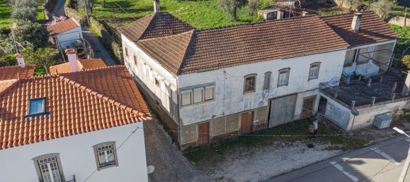 3 غرف نوم منزل في Castanheira de Pera, Portugal رقم 17336 6