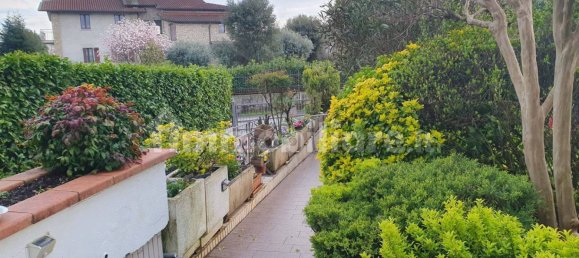 Villa de 3 dormitorios en Comun Nuovo, Italy No. 16768 12