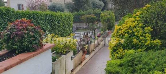 Villa de 3 dormitorios en Comun Nuovo, Italy No. 16768 14