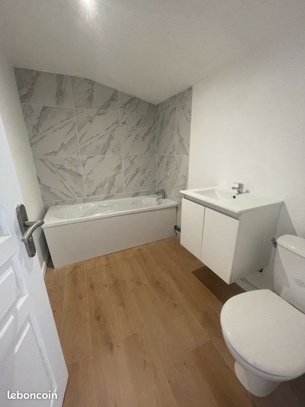 2 Schlafzimmer Haus in Tourcoing, France, Nr. 323186