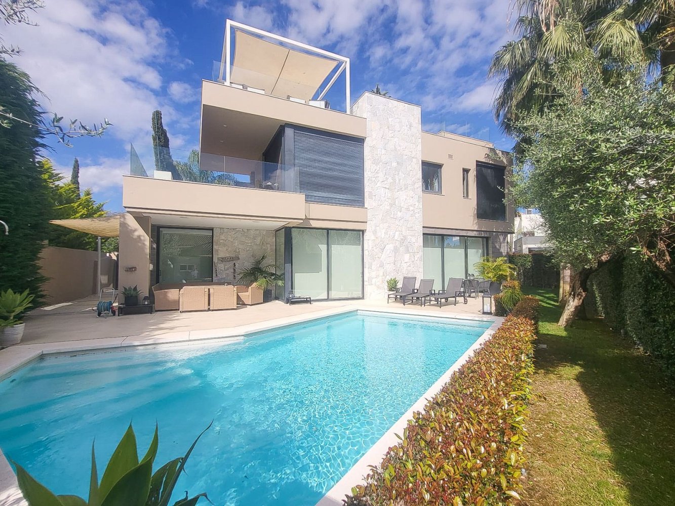 5 غرف نوم فيلا في Marbella, Spain رقم 143914