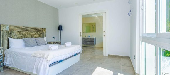 6 Schlafzimmer Villa in Marbella, Spain, Nr. 80871 8
