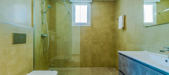 6 Schlafzimmer Villa in Marbella, Spain, Nr. 80871 22