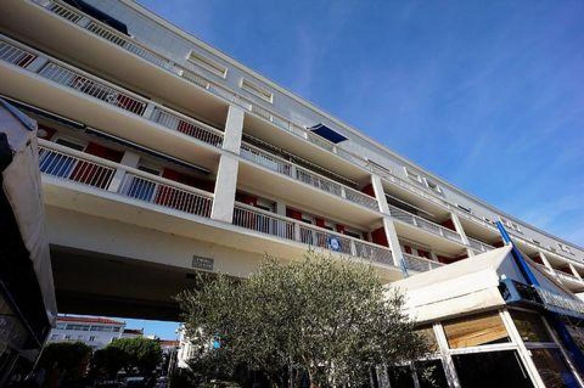 2 chambres Condo à Royan, France No. 24384