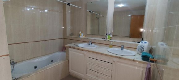 3 Schlafzimmer Wohnung in Terrassa, Spain, Nr. 137093 8