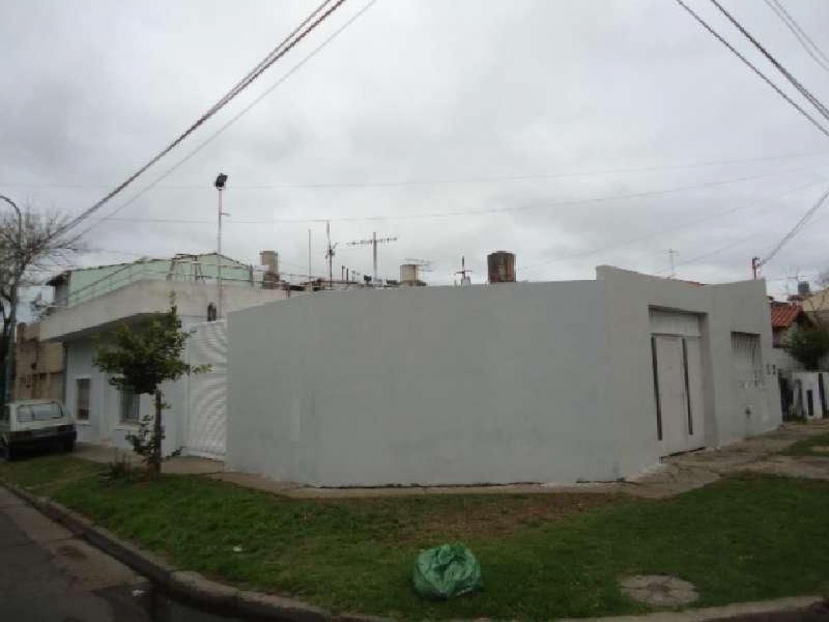 Grundstück in Vicente Lopez, Argentina 180m², Nr. 40939