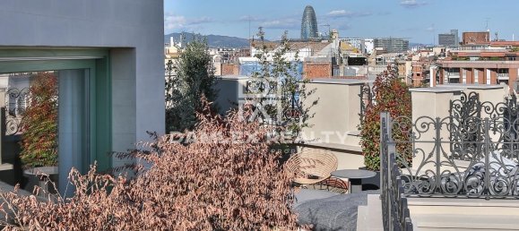 3 bedrooms Penthouse in Eixample, Spain No. 83995 31
