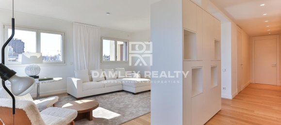 3 bedrooms Penthouse in Eixample, Spain No. 83995 8