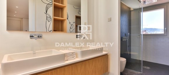 3 bedrooms Penthouse in Eixample, Spain No. 83995 26
