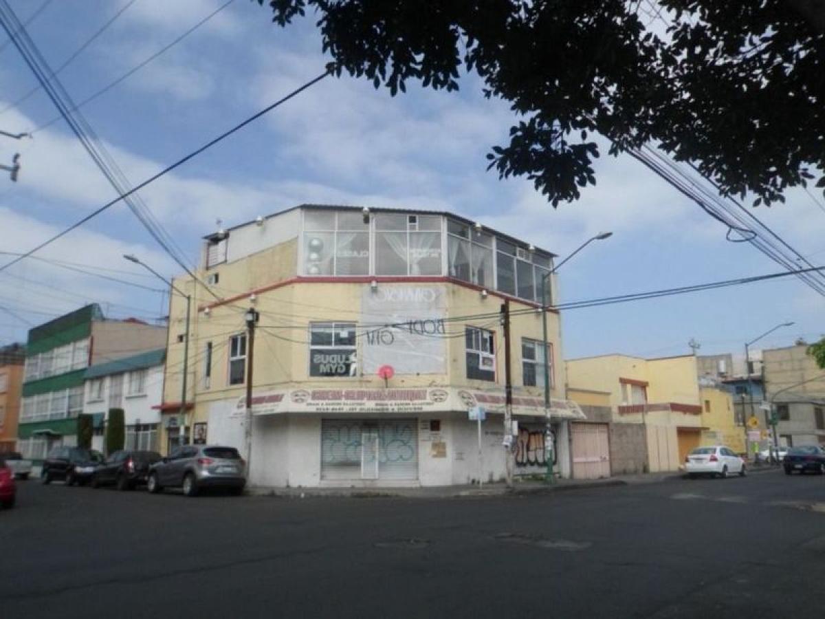 4 bedrooms House in Mexicali, Mexico No. 188695