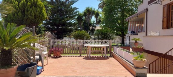 4 chambres Villa à Nettuno, Italy No. 68481 10