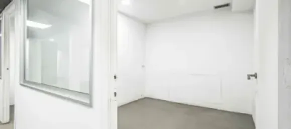 192m² Office in Barcelona, Spain No. 21014 10