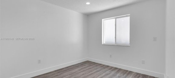 3 dormitorios villa en venta en Miami, Miami-Dade, Florida, USA № 615673 12