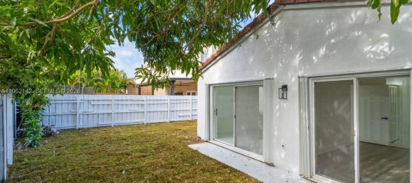 3 dormitorios villa en venta en Miami, Miami-Dade, Florida, USA № 615673 5