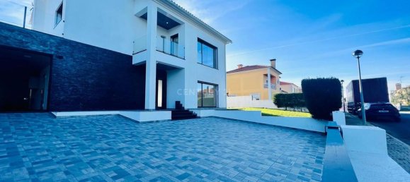 3 bedrooms House in Mafra, Portugal No. 61130 3