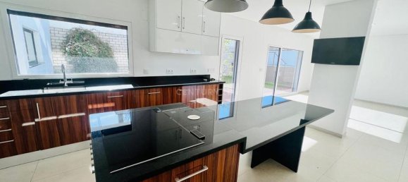 3 bedrooms House in Mafra, Portugal No. 61130 5