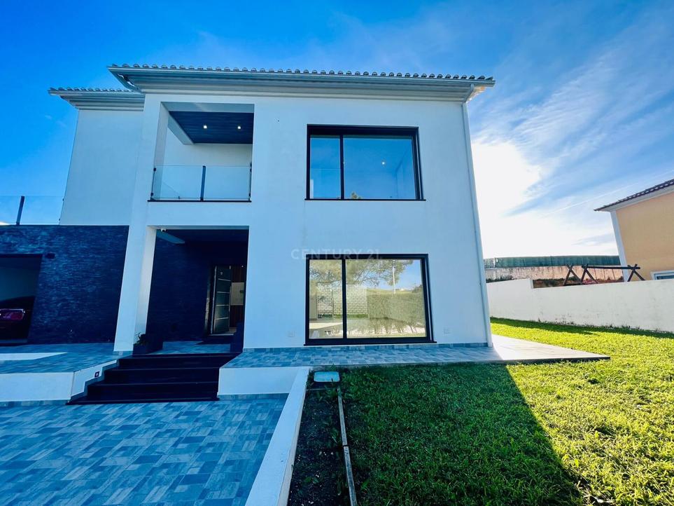 3 bedrooms House in Mafra, Portugal No. 61130