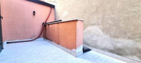 Квартира с 2 комнатами в Масса Ломбарда, Италия № 26579 21