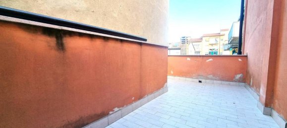 Квартира с 2 комнатами в Масса Ломбарда, Италия № 26579 18