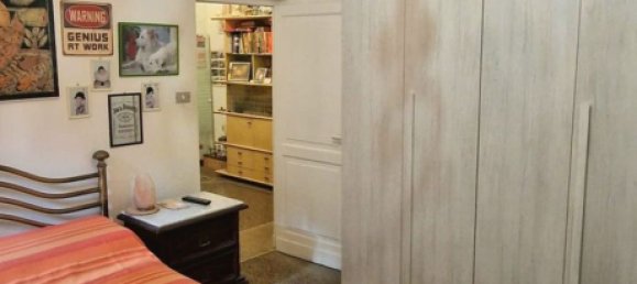 4-Zimmer Wohnung in Genoa, Italy, Nr. 197160 7