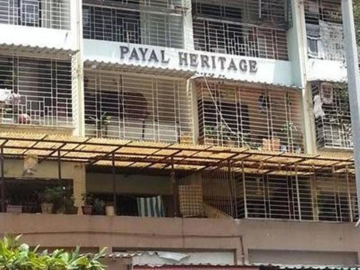 2 bedrooms House in Mumbai, India No. 15612