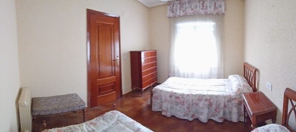 Dúplex de 9 dormitorios en Jaraíz de la Vera, Spain No. 150395 19