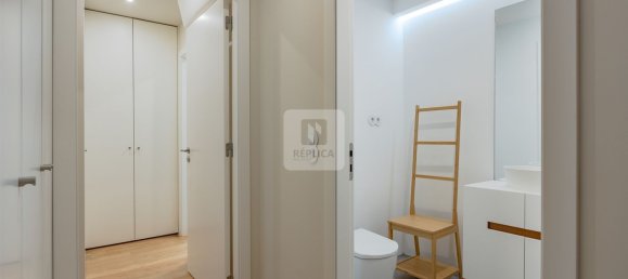 3 bedrooms Apartment in Porto, Portugal No. 106211 26
