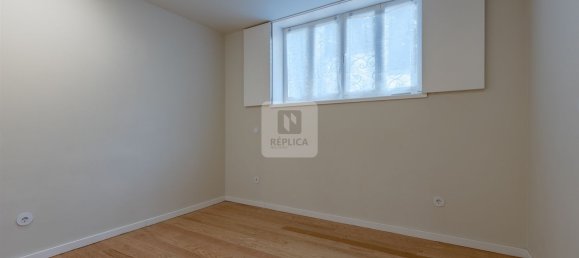 3 bedrooms Apartment in Porto, Portugal No. 106211 24