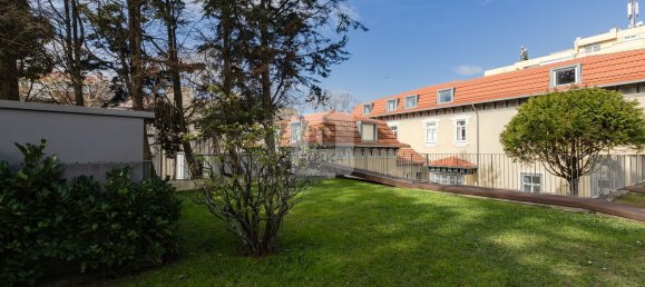 3 bedrooms Apartment in Porto, Portugal No. 106211 2