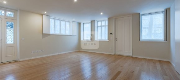 3 bedrooms Apartment in Porto, Portugal No. 106211 7