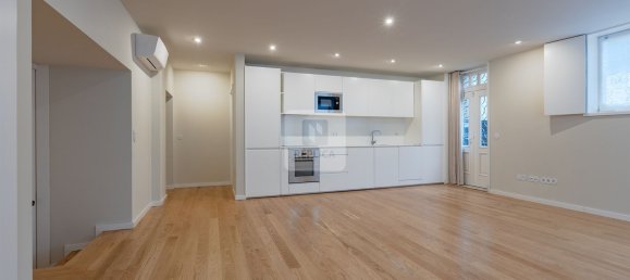 3 bedrooms Apartment in Porto, Portugal No. 106211 6