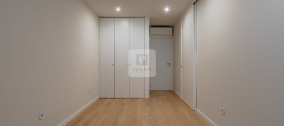 3 bedrooms Apartment in Porto, Portugal No. 106211 19